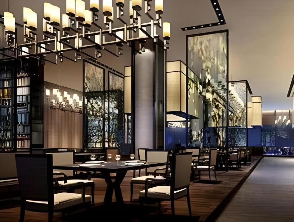Hotel Wyndham Grand Plaza Royale Huayu Chongqing Esterno foto