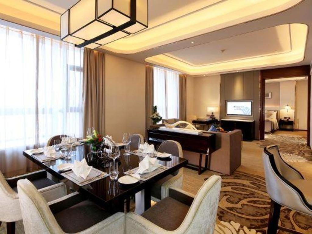 Hotel Wyndham Grand Plaza Royale Huayu Chongqing Esterno foto