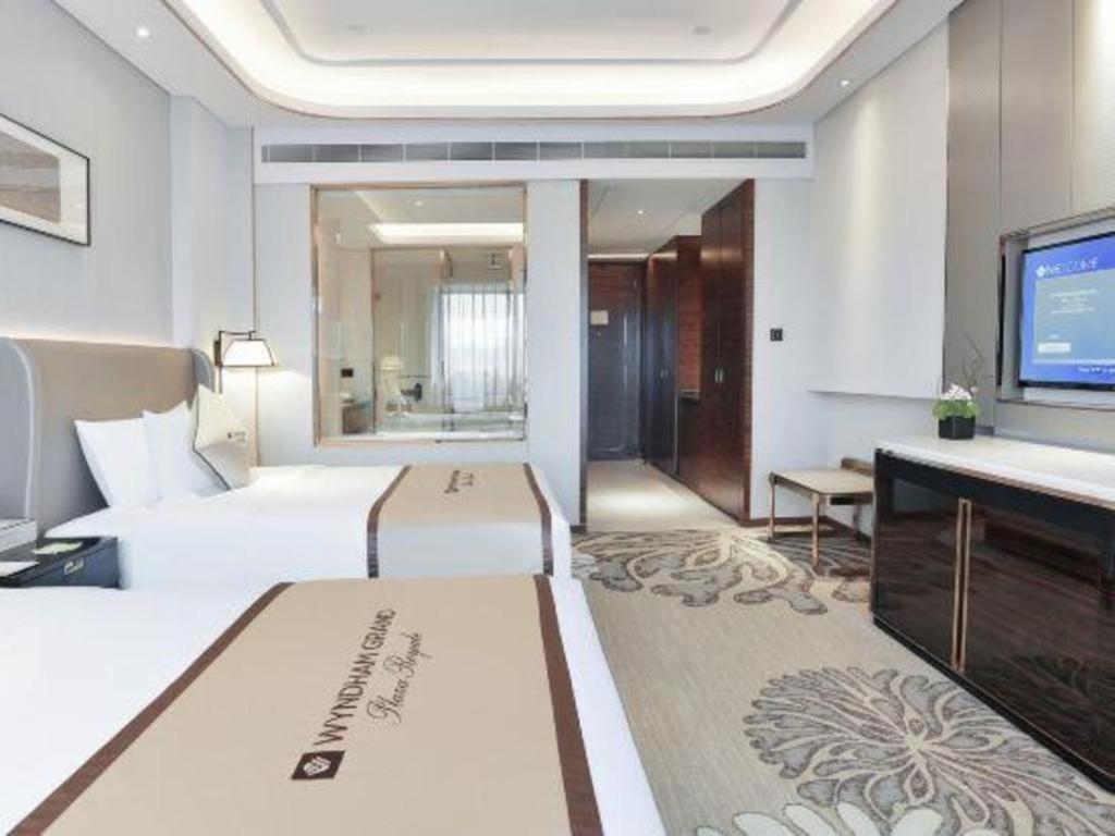 Hotel Wyndham Grand Plaza Royale Huayu Chongqing Esterno foto